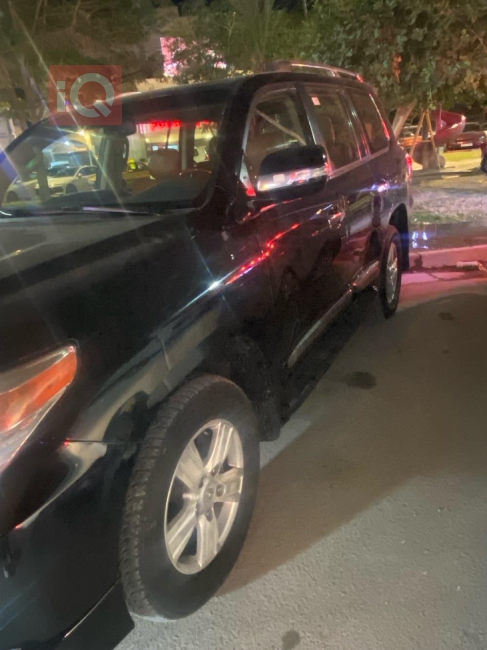 تۆیۆتا لاند کروزەر